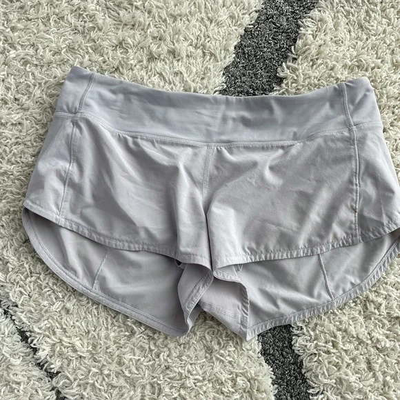 LULULEMON Speed Up Shorts in Daydream!! - Picture 5 of 6